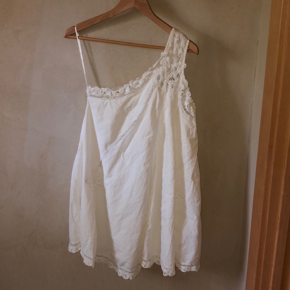 Free people never worn white off shoulder dress